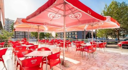 Boutique/Local commercial à Odivelas de 104 m²