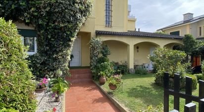 Casa T4 em Vila Real de 261 m²