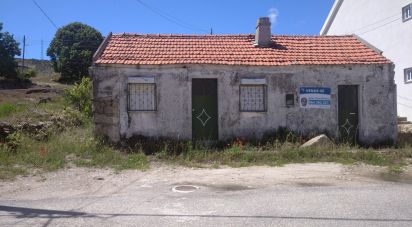 Terreno urbano em Guarda de 417 m²