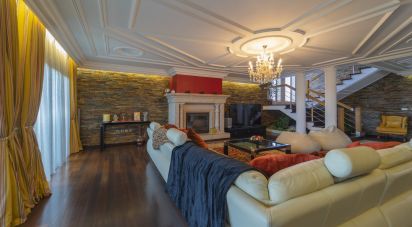 Maison T6 à Esposende, Marinhas e Gandra de 803 m²