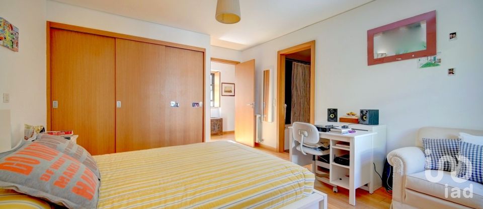 Moradia T5 em Lumiar de 310 m²