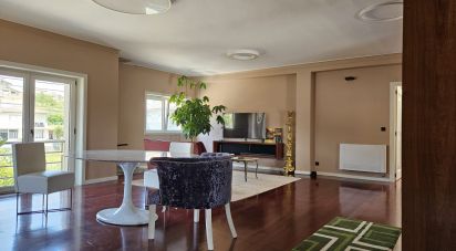 Block of flats in Lordelo of 493 m²