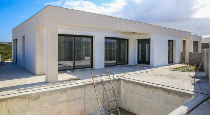Moradia T3 em Lourinhã e Atalaia de 160 m²