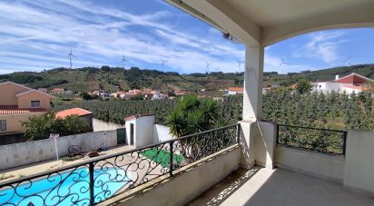 Moradia T5 em Alguber de 375 m²