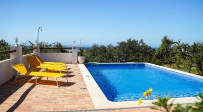Moradia T4 em Santa Bárbara de Nexe de 210 m²