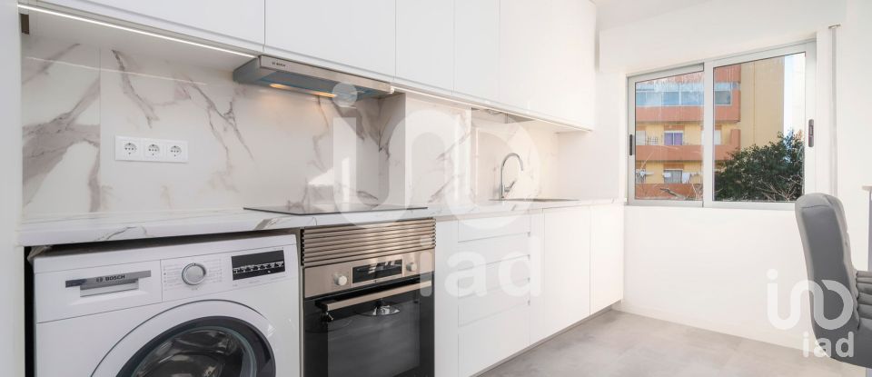 Apartamento T2 em Faro (Sé e São Pedro) de 71 m²