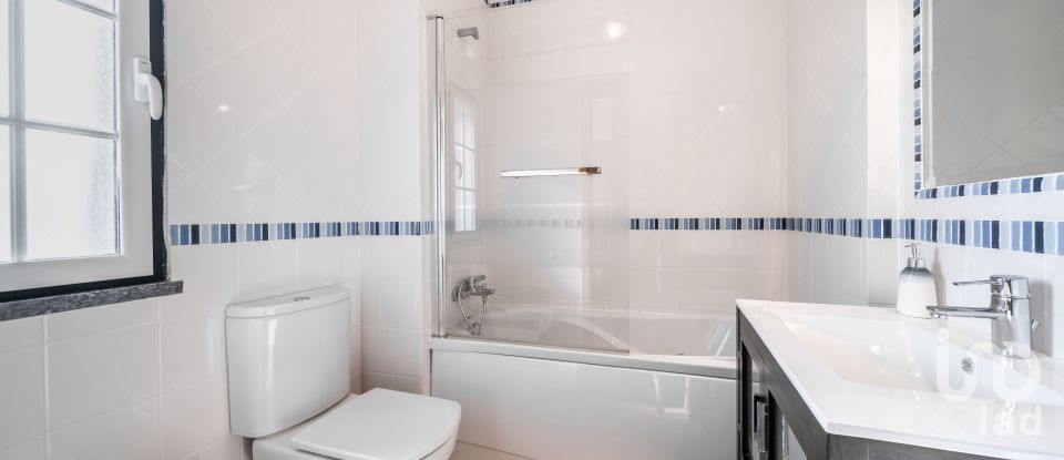 Casa T3 em Longueira/Almograve de 105 m²