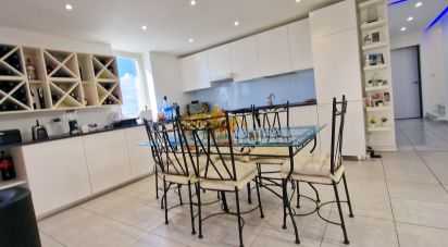 Apartamento T1 em Faro (Sé e São Pedro) de 250 m²