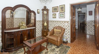 Moradia T4 em Algueirão-Mem Martins de 141 m²