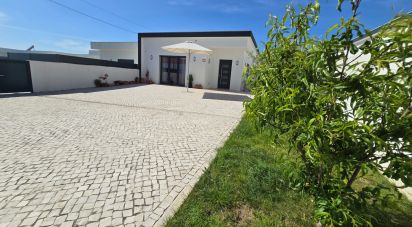 Moradia T2 em Lamas e Cercal de 107 m²