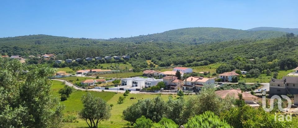 Terrain à Porto de Mós - São João Baptista e São Pedro de 2 800 m²