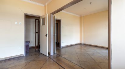 Apartment T3 in Lumiar of 140 m²