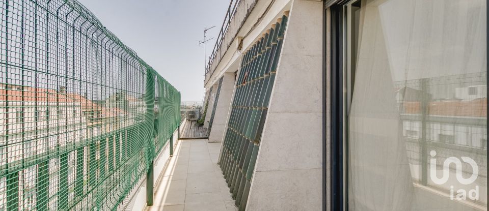 Appartement T2 à Santo António de 120 m²