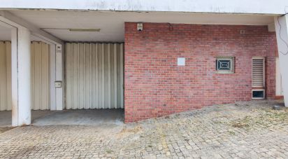 Boutique/Local commercial à Milheirós de 260 m²